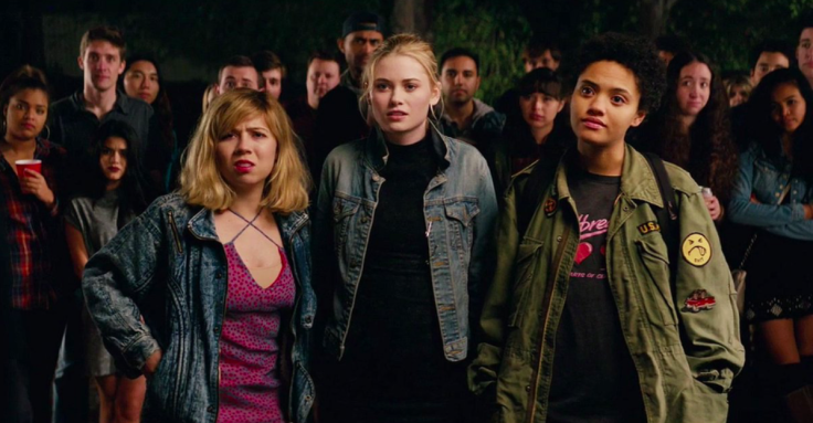 Jeannette McCurdy, Kirsey Clemons, Virginia Gardner "Little Bitches"