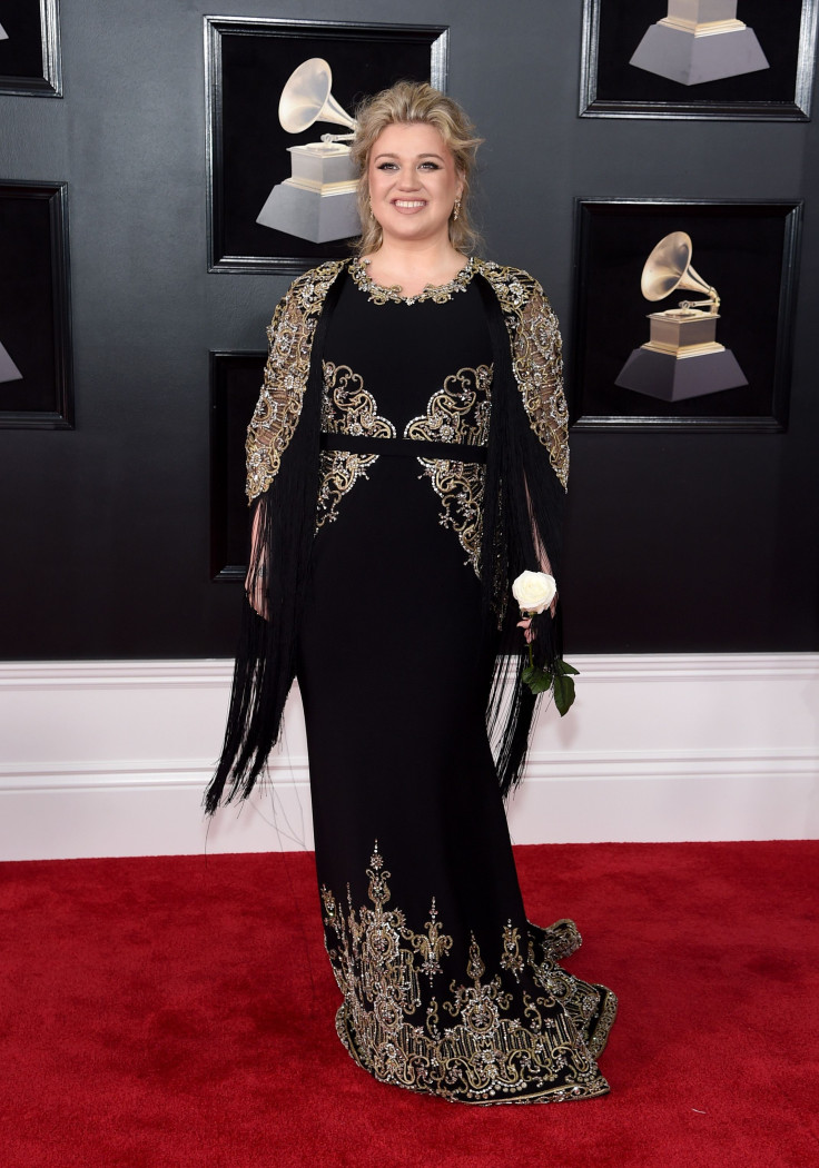 Grammys 2018 Red Carpet Photos: Kelly Clarkson