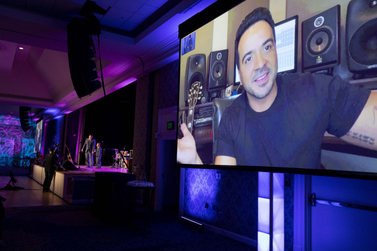 Luis Fonsi Live Call 