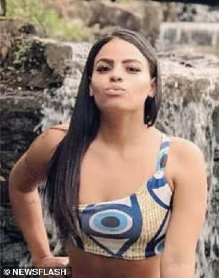 Djaiane Batista Barros was shot dead after Dayane Rafaella de Silva Rodrigues found her seated next to her husband at the bar.