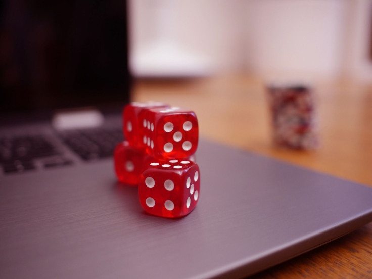 Online Poker vs Poker at the Casino: Which One Is Better?
