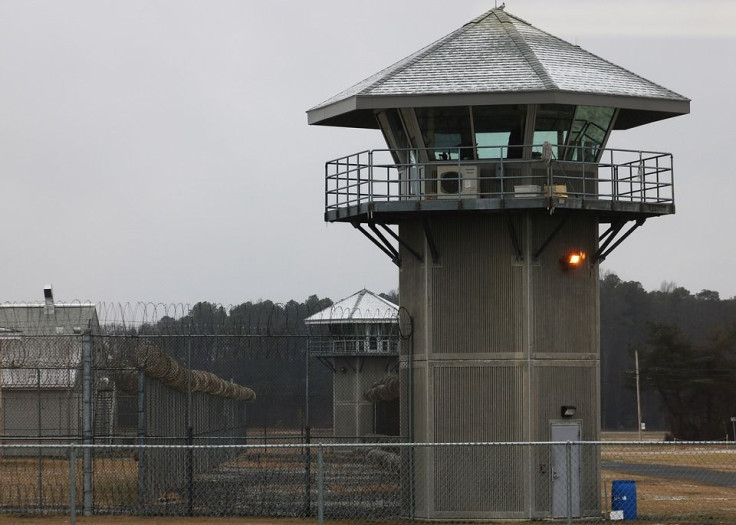 prison-4028830_960_720