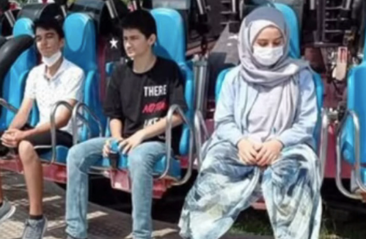 Teen chokes to death on own vomit during amusement park ride
