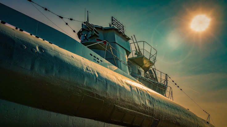 submarine-6528803_1920