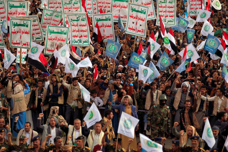Yemeni supporters of the Shiite Huthi movement