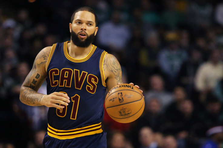 Deron Williams #31 of the Cleveland Cavaliers