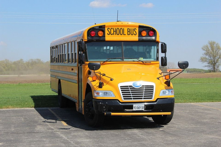 school-bus-3711352_960_720