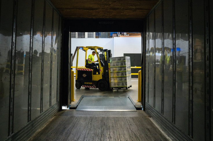 Fork lift. Representation image