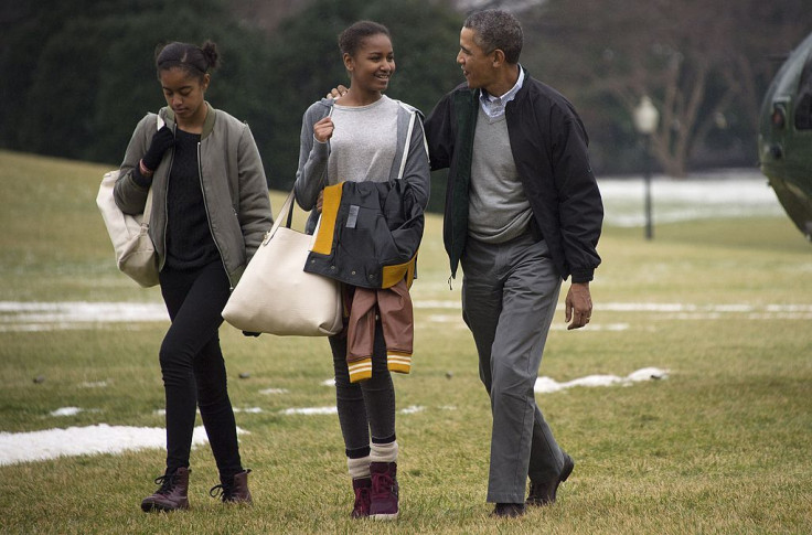 Barack Obama with Malia and Sasha Obama