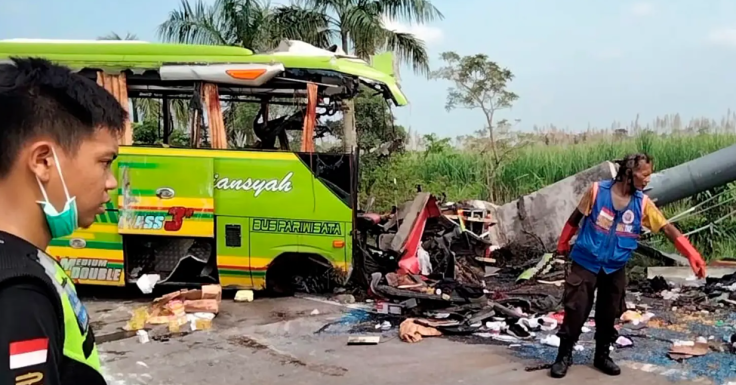 Tourist Bus crash
