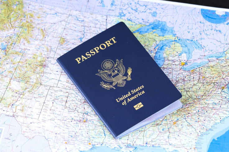 passport-gaafe9491c_1920