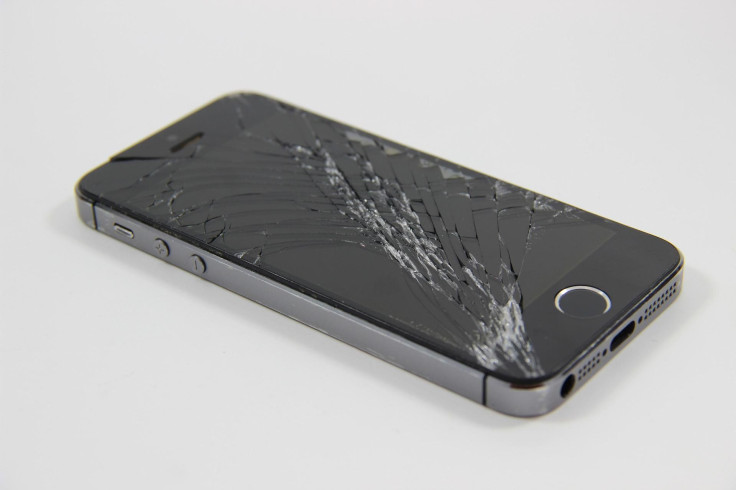 broken-display-gd965bbc97_1920