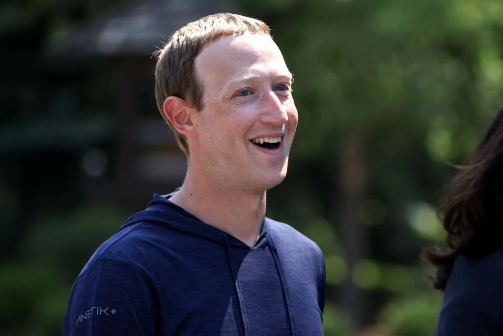 Mark Zuckerberg Remains Optimistic About Threads Despite Sharp Decline In Users - Vimarsana News