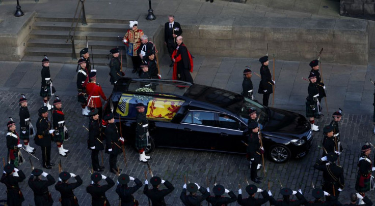 The hearse carrying the coffin of Britain's Queen Elizabeth II arrives at St. Giles' Cathedral