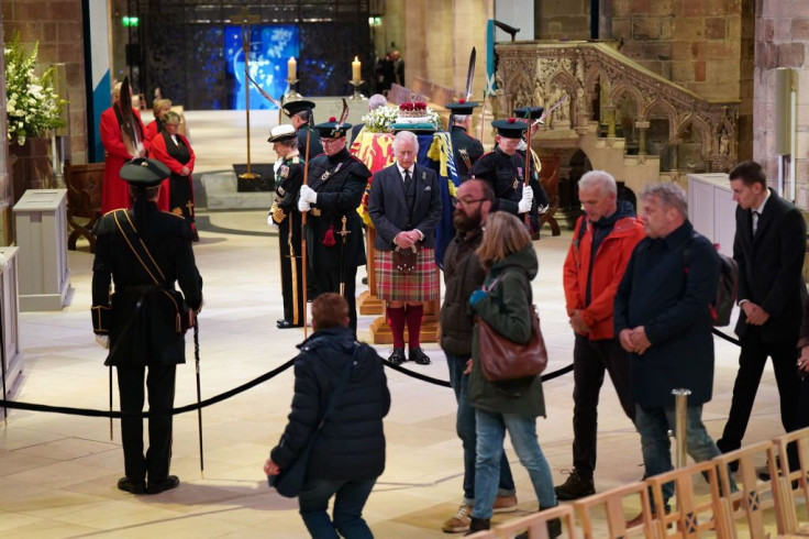King Charles III, Prince Edward, Princess Anne and Prince Andrew hold a vigil at St Giles' Cathedral, in honor of Queen Elizabeth II