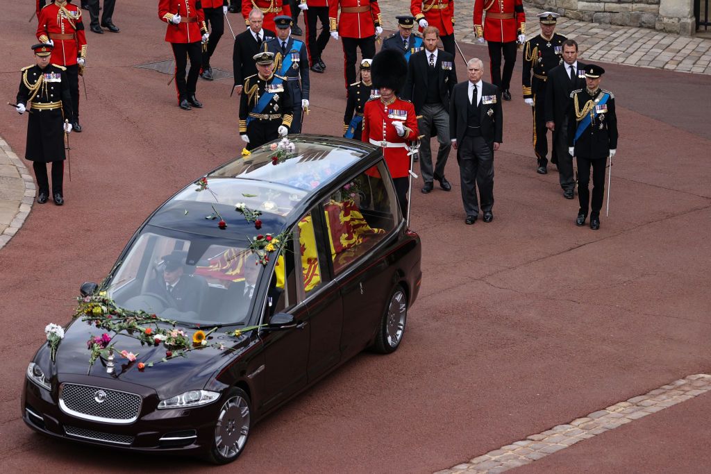 Queen Elizabeth Was Carried In Customized Jaguar Land Rover Hearse ...