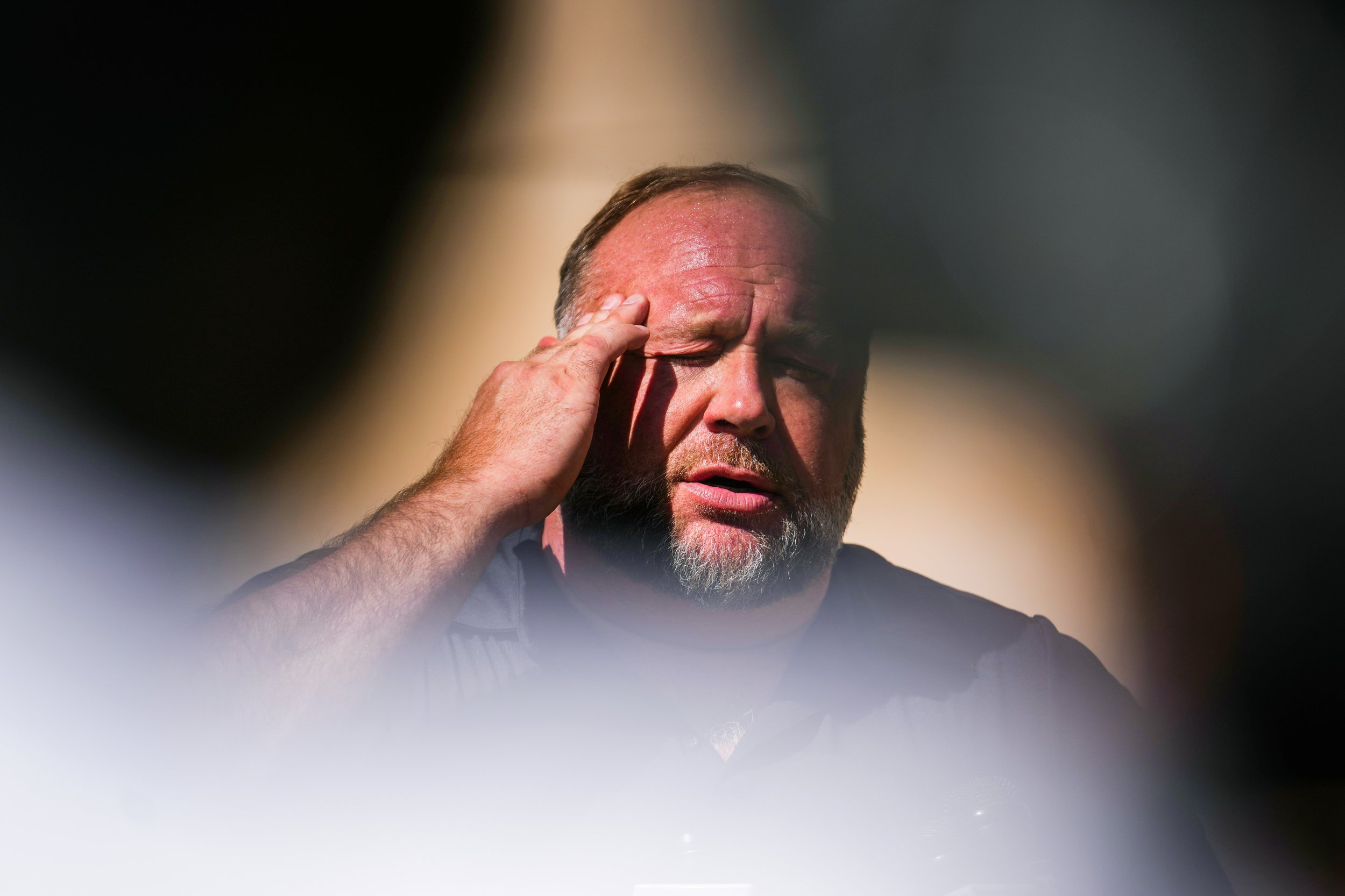 Far-Right Radio Host Alex Jones To Pay $965 Million To Sandy Hook ...