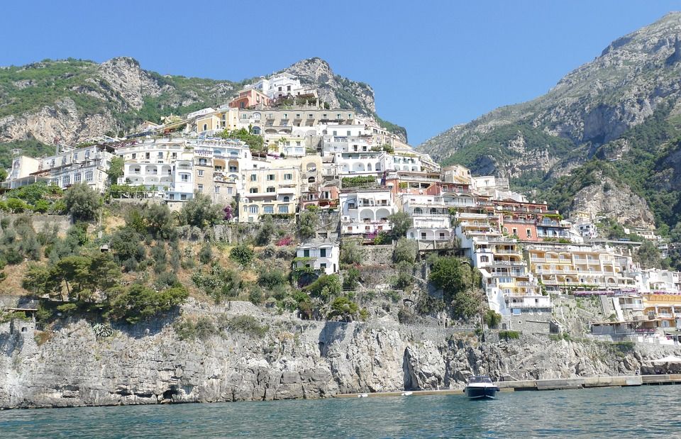 British Tourist Poses Naked At Amalfi Cathedral In Italy, Sparking Outrage