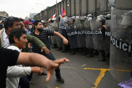 supporters-of-ousted-peruvian-leader-pedro-castillo-clash