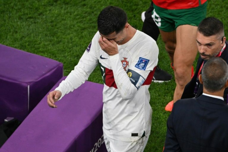 cristiano-ronaldo-left-the-field-in-tears-after
