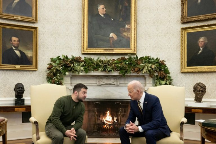 Ukraine's President Volodymyr Zelensky and US President Joe Biden