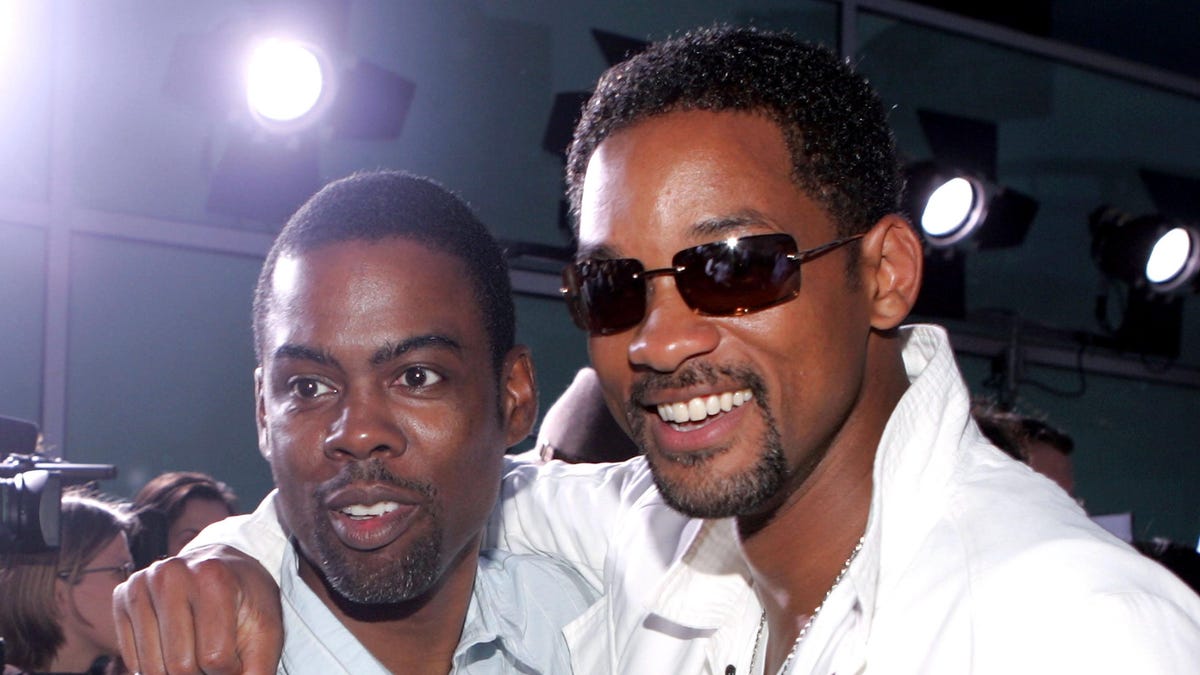 Chris Rock Slaps Back At Will Smith In Netflixs First Live Comedy