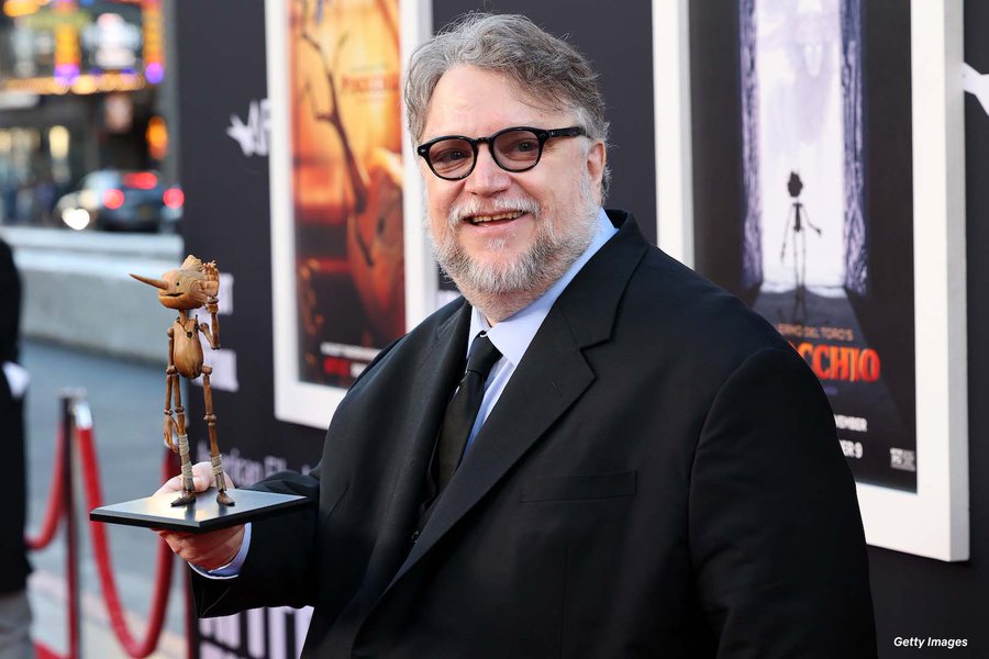 Triple Crown At The Oscars Latino Pride Guillermo Del Toro Creates History