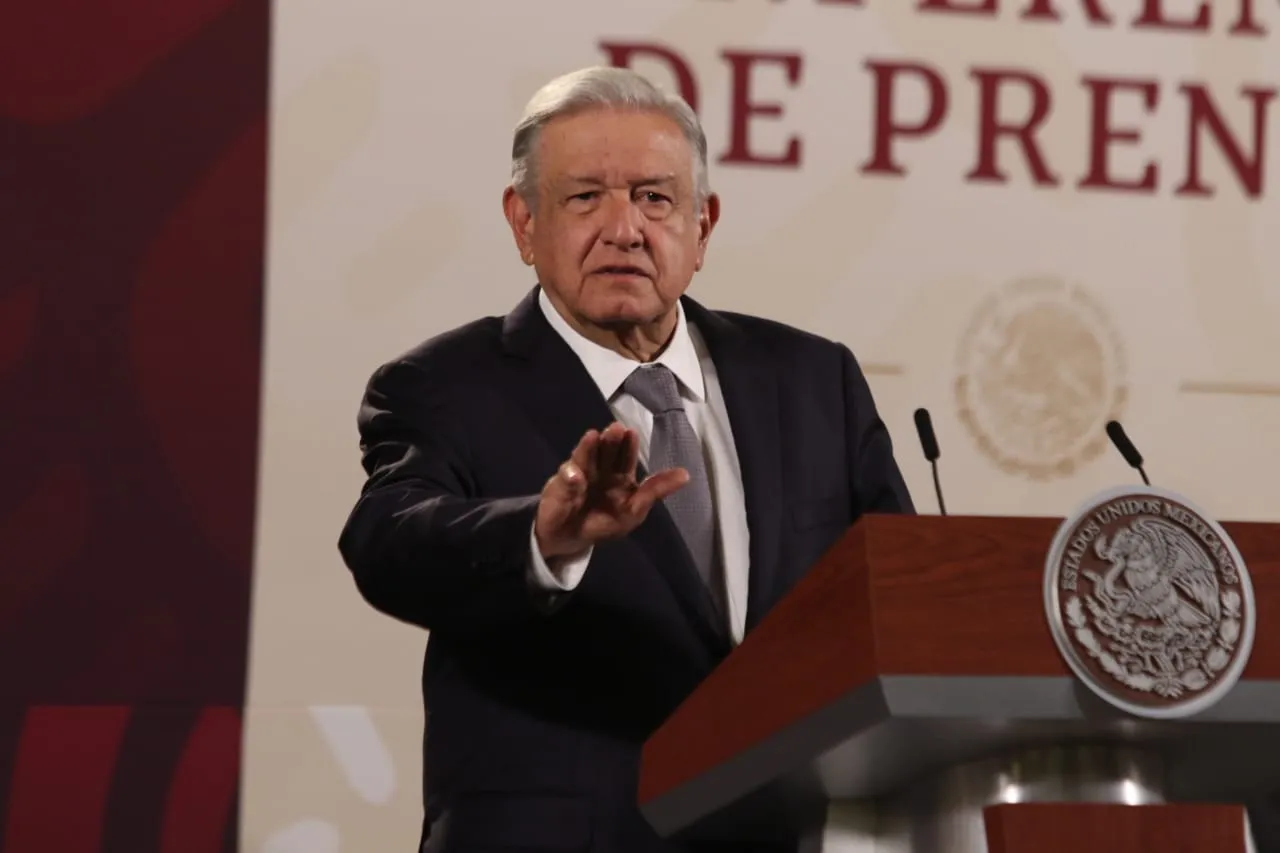 Mexico President Defends Armed Forces After Release Of Report On Ayotzinapa 43 Disappearance - Vimarsana News