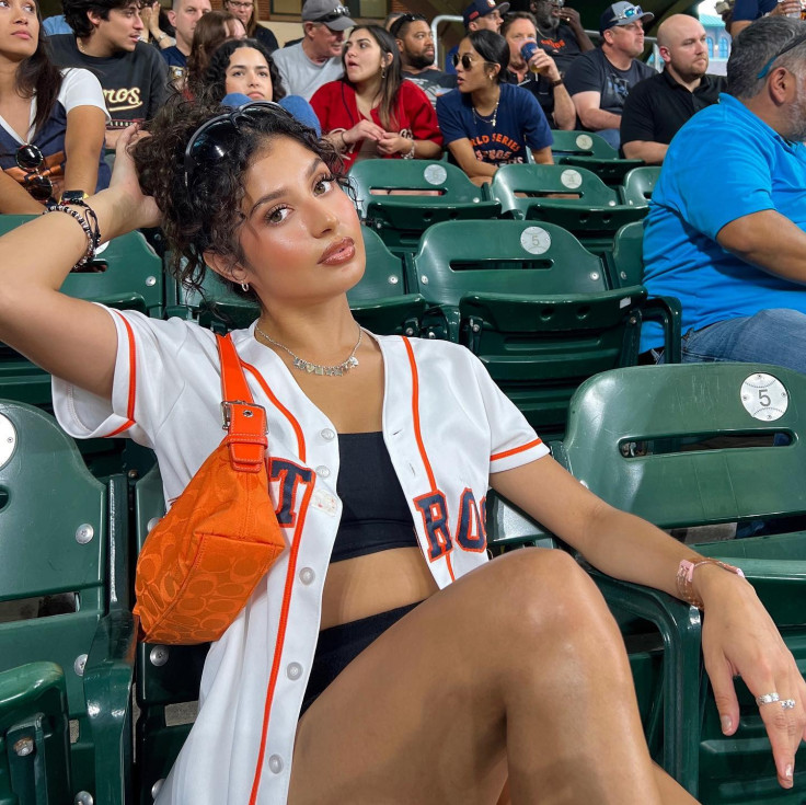 @Jackielabonita posing at the Houston Astros game