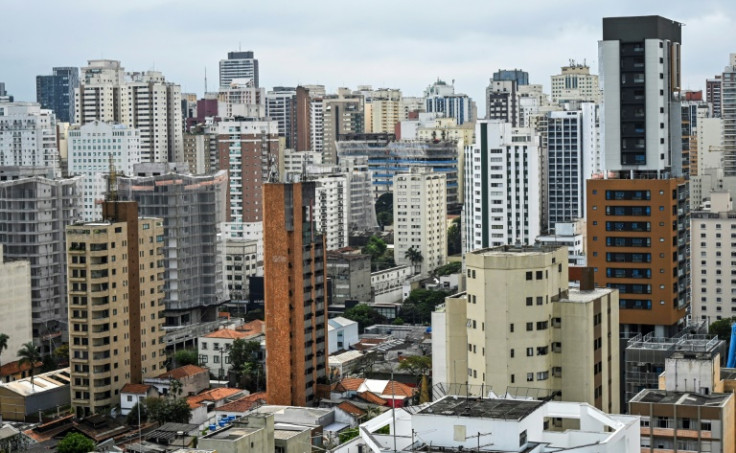 Aerial view of buildings in the Pinheiros