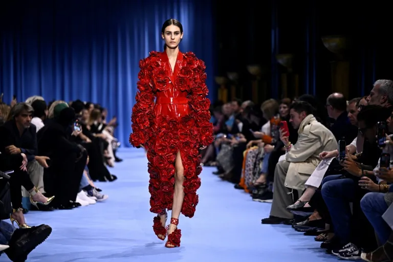 Balmain Recovers In Shiny, Flowery Style From Paris Robbery - Vimarsana News