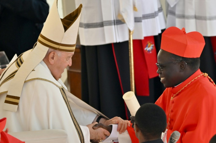 Pope To Appoint 21 New Cardinals, Looking 
