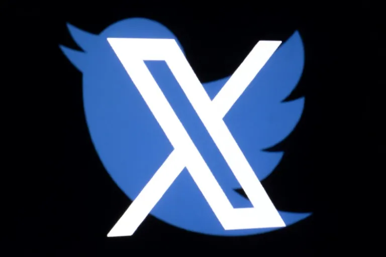 X Gives Free Blue Check To Big Follower Accounts - Vimarsana News