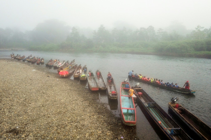 Boats lined up in the Darien Gap