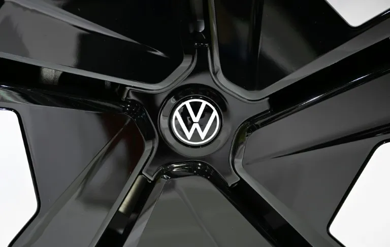 VW Weighs Staff Reductions As Electric Shift Stalls - Vimarsana News