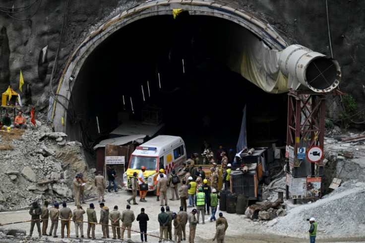 Indian_Workers_Tunnel