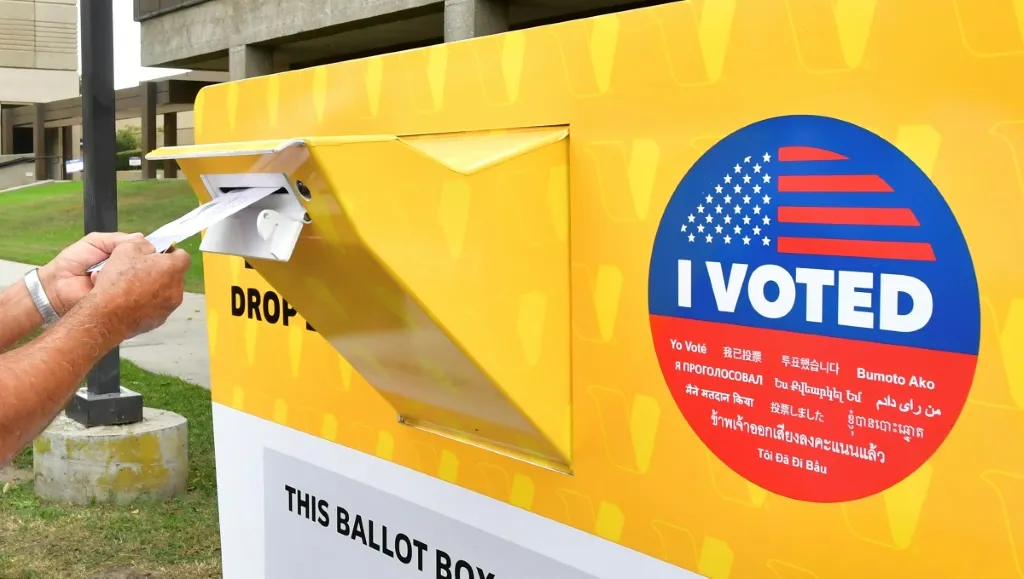Voto Latino is Meeting Youths in the Digital World to Get Them to Register and Vote - Vimarsana News