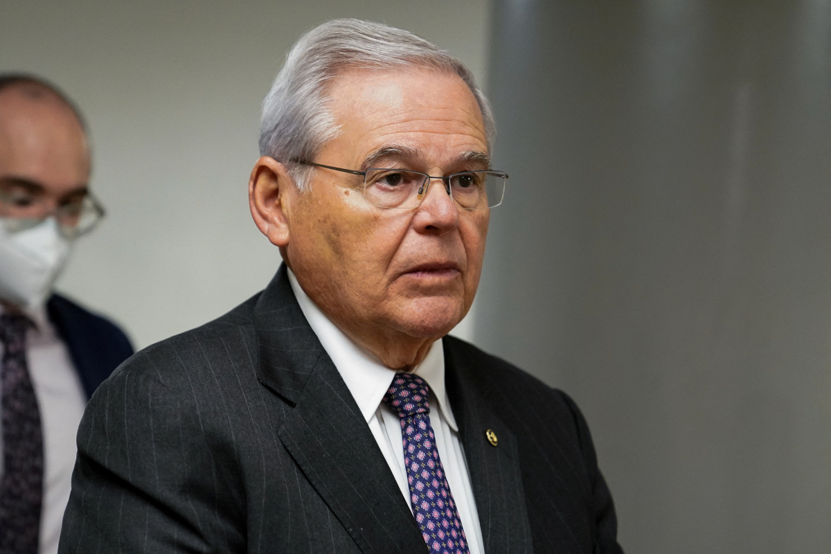 Senator Bob Menendez and his Wife Seek Separate Trials in Egypt Bribery ...