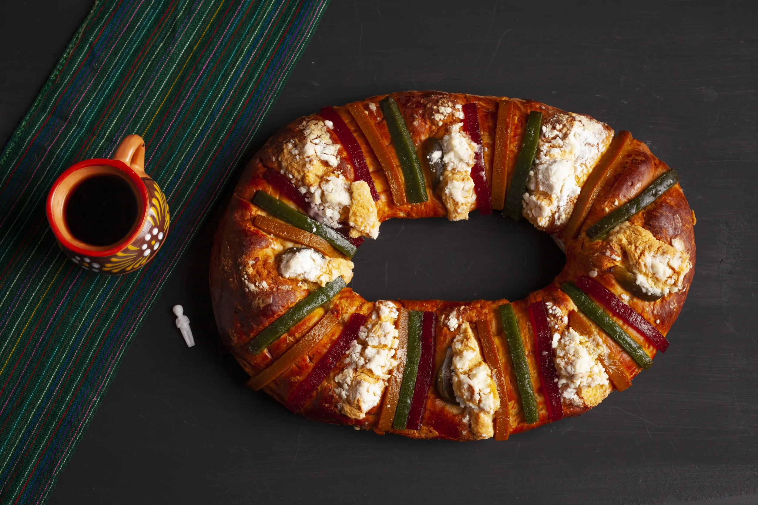 'Rosca de Reyes': What is The Mexican Tradition that Celebrates the Three Wise Men - Vimarsana News