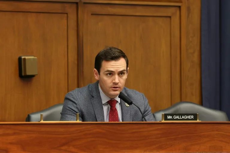 US Lawmaker Calls For Probe Of UAE Tech Firm Over China Ties - Vimarsana News