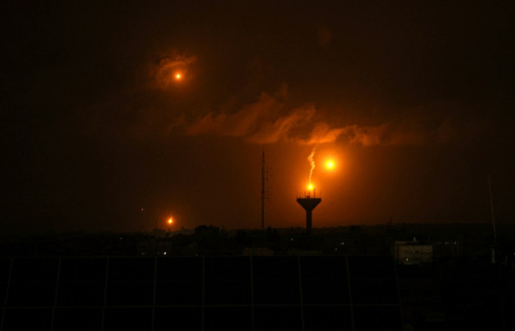 Flares fired by Israel over Khan Yunis 