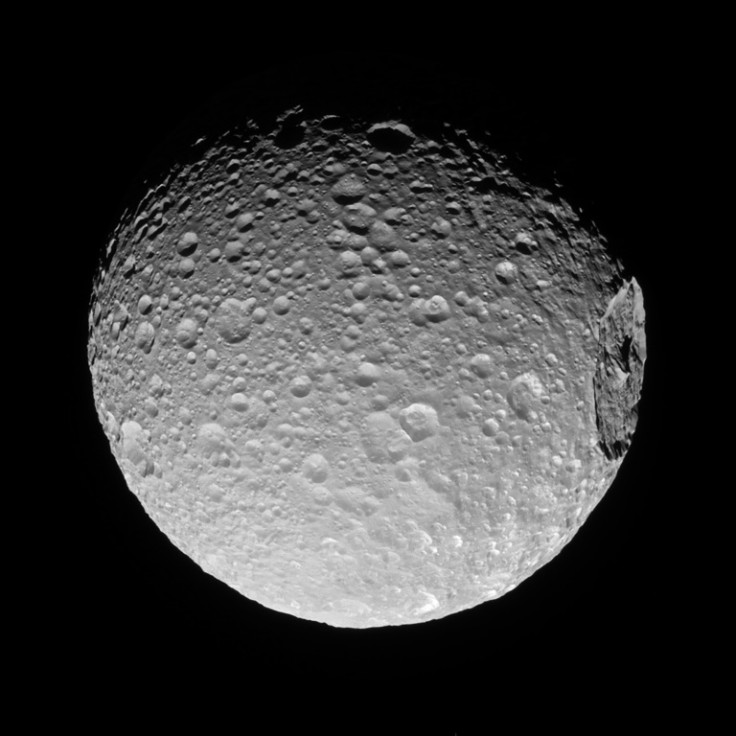 Saturn_Moon_Mimas