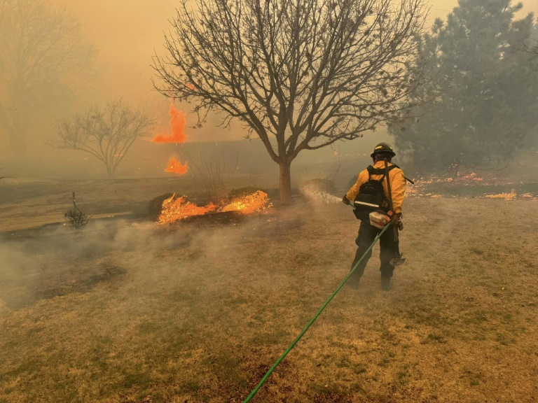 Texas Battling Largest Wildfire In Its History 3817