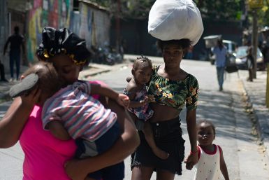Residents flee their homes as gang violence escalates in Port-au-Prince, 