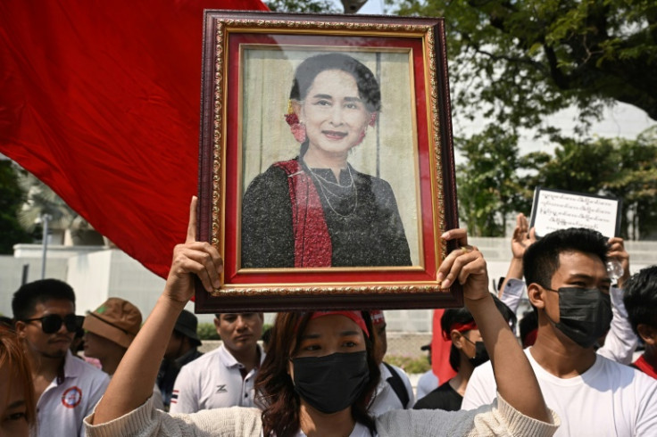 Suu Kyi