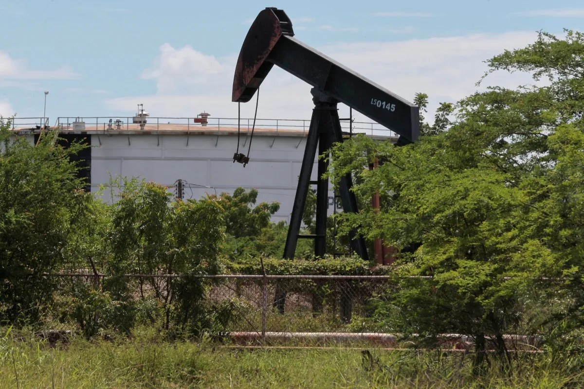 Texas billionaire announces deal with Venezuelan state-run company after U.S. sanctions reimposed - Vimarsana News