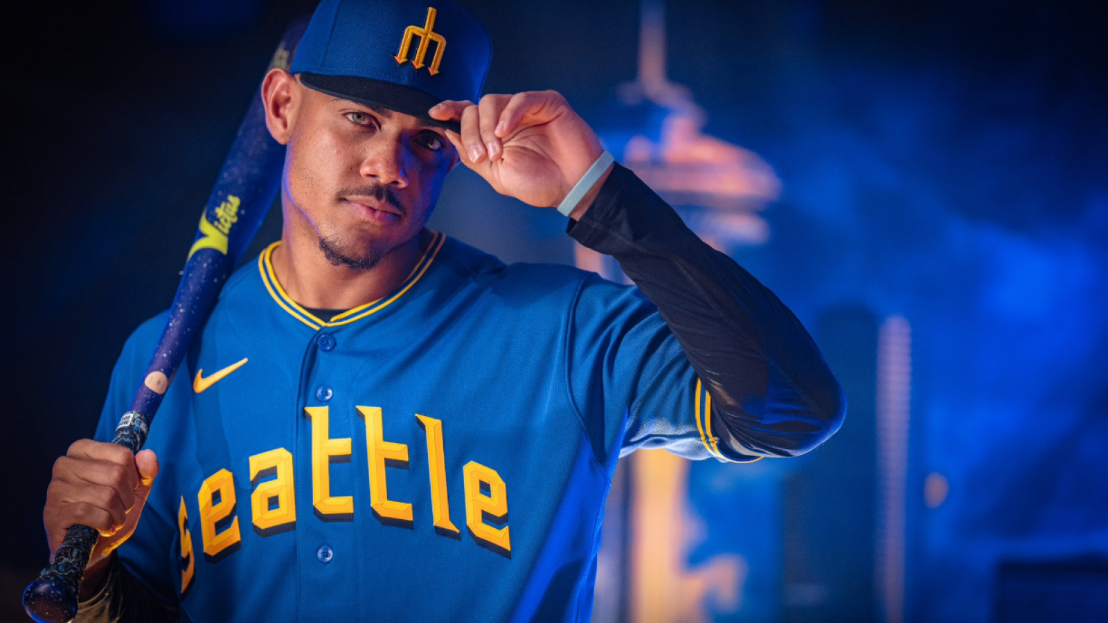 MLB Latino Of The Night: Seattle's Julio Rodríguez breaks out of a slump with his first HR of the season