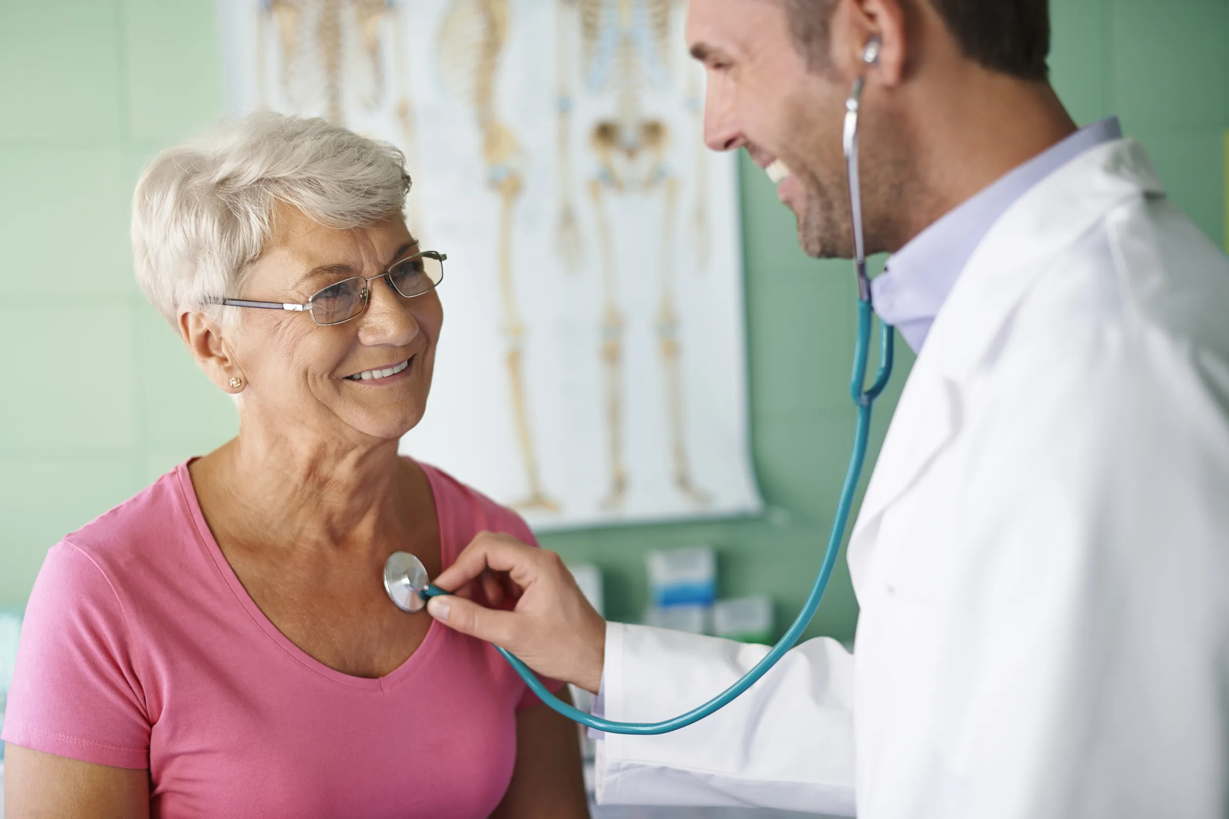 Older Latinos are twice as likely to struggle with health care payments - Vimarsana News