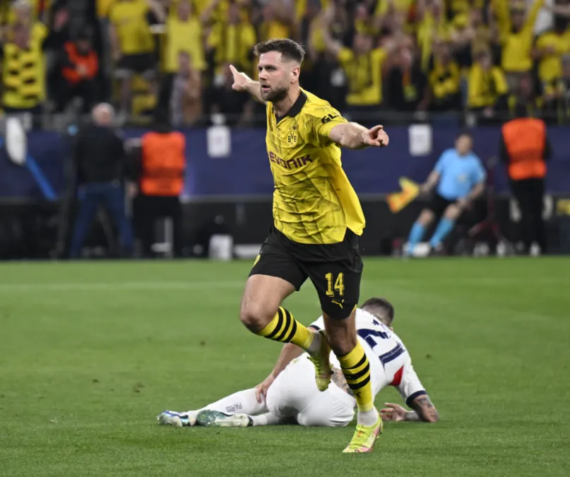 UEFA Champions League semis: Borussia Dortmund takes a 1-0 lead to Paris for their match against PSG - Vimarsana News