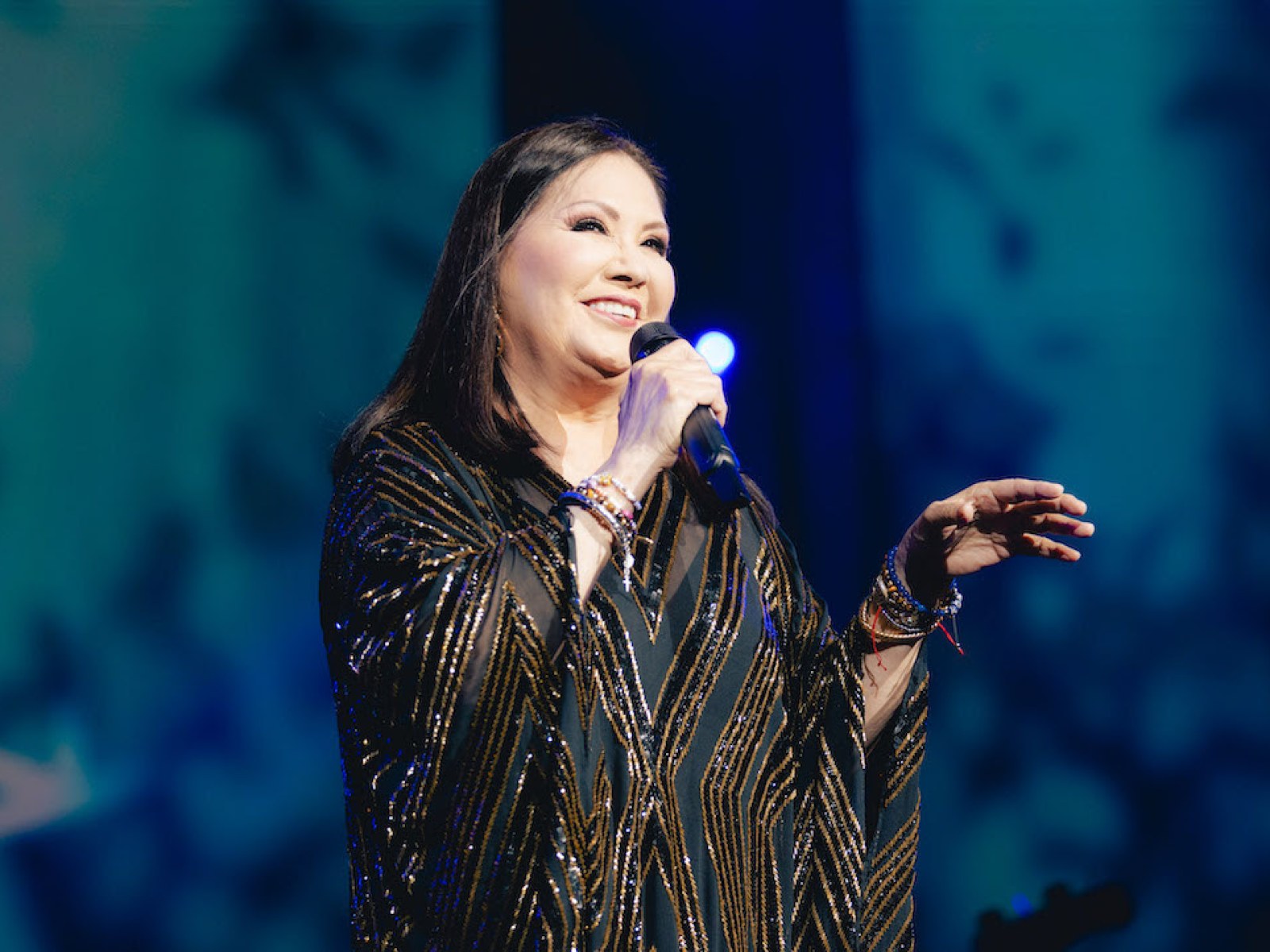 Ana Gabriel rushed to the hospital in Chile after a concert